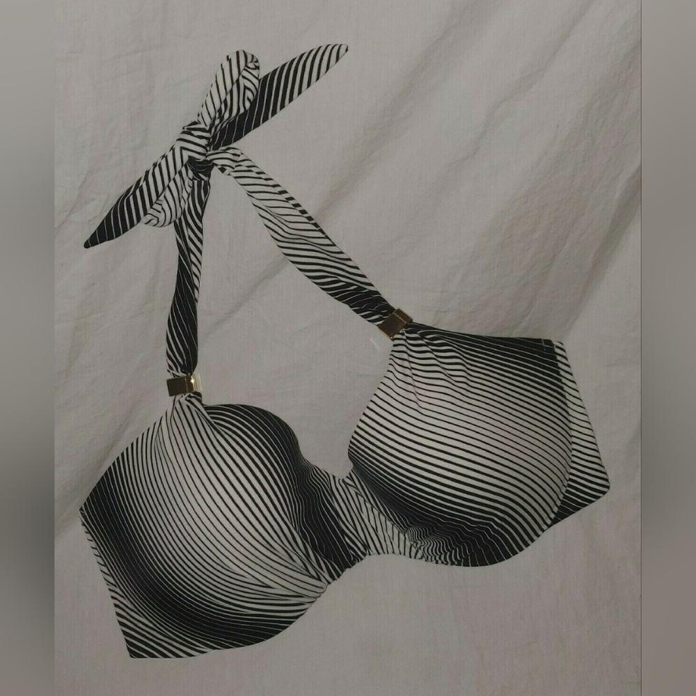 Victoria's Secret Black/White Bikini Top 36D